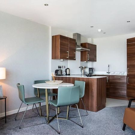 Titanic & City Views, Ultra Luxury City Parking Apartment Belfast Bagian luar foto